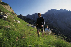 Sommerurlaub Adlerweg Wandern in Tirol Sommerurlaub Adlerweg Wandern in Tirol